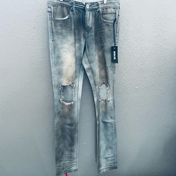 NEW! Detache Labs Gray Distressed Denim Jeans - Picture 2 of 8